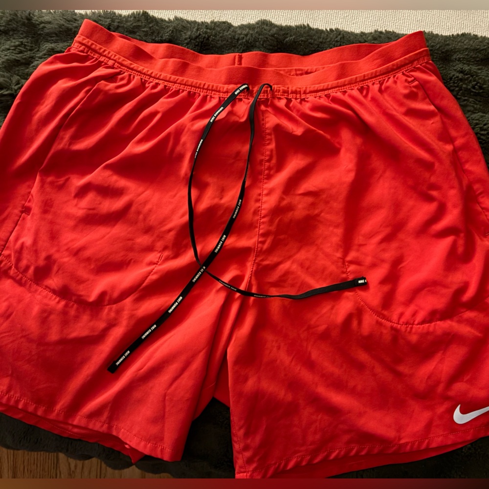 Nike Stride Men's Dri-FIT 5" 2-in-1 Running Shorts-red - Picture 8 of 8